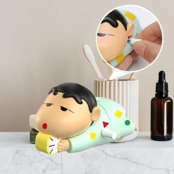 Shinchan Moving Toy – Wind-Up Crawling Action Figure
