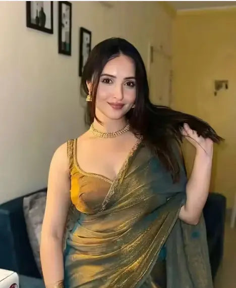 Matching chiffon running blouse piece with crush saree