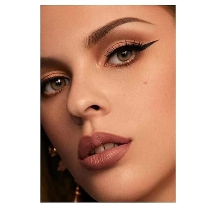 Nude Red Liquid Lipstick applied on lips – Natural matte look for everyday and party wear