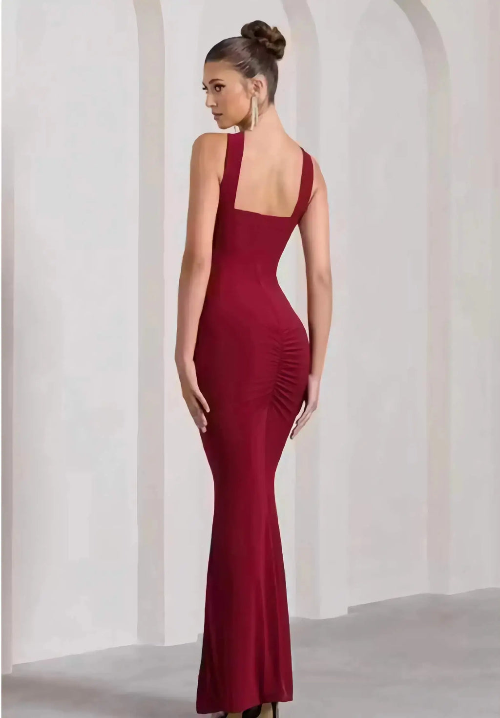  Back view of sleeveless maroon bodycon full length dress for women